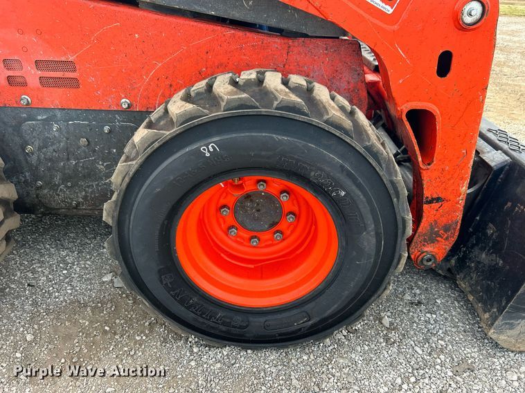 image for item NB9328 2021 Kubota SSV75 skid steer loader