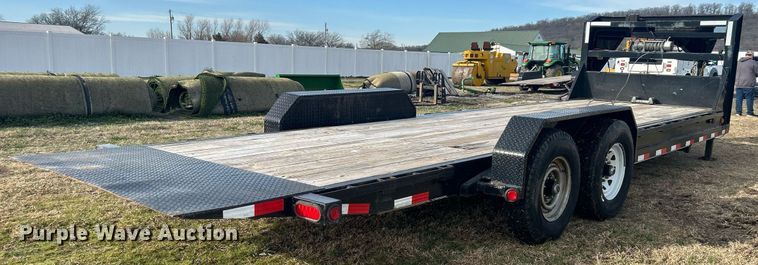 image for item NB9329 2018 PJ Trailers tilt deck equipment trailer