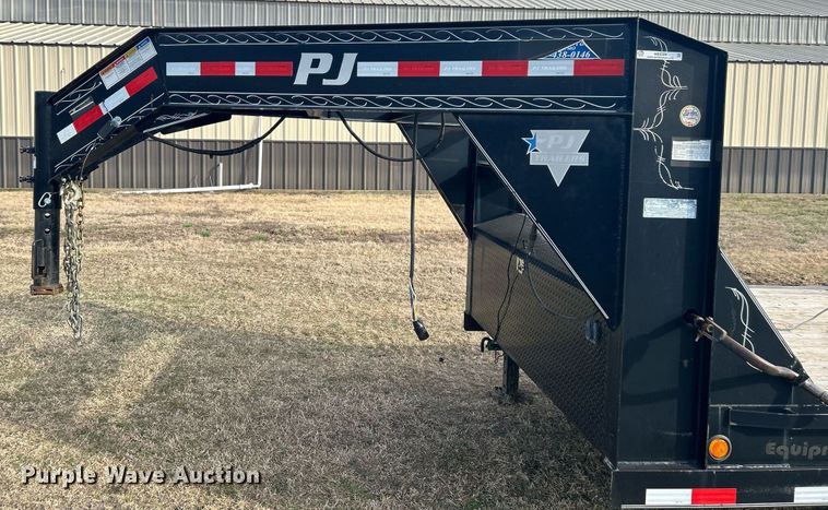 image for item NB9329 2018 PJ Trailers tilt deck equipment trailer