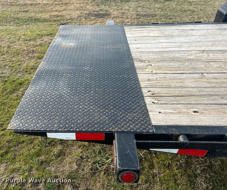 image for item NB9329 2018 PJ Trailers tilt deck equipment trailer