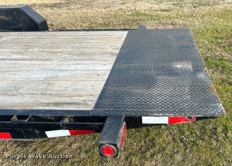 image for item NB9329 2018 PJ Trailers tilt deck equipment trailer