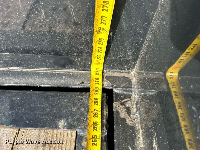 image for item NB9329 2018 PJ Trailers tilt deck equipment trailer