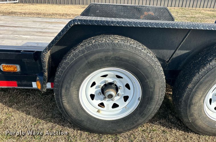 image for item NB9329 2018 PJ Trailers tilt deck equipment trailer