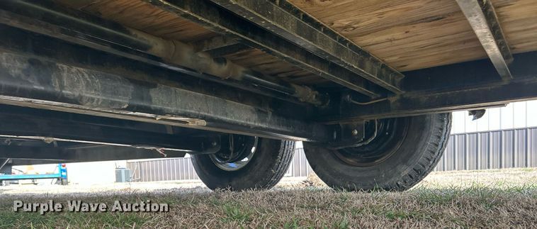 image for item NB9329 2018 PJ Trailers tilt deck equipment trailer