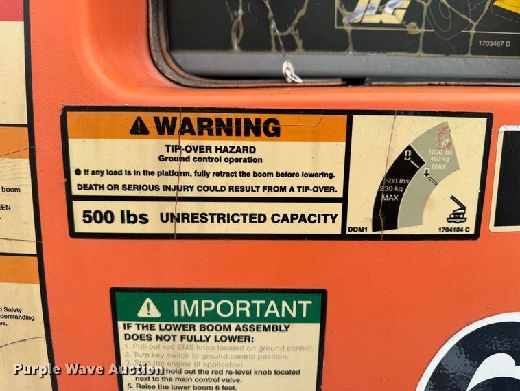 image for item NB9511 2001 JLG 600A boom lift