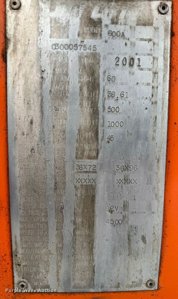 image for item NB9511 2001 JLG 600A boom lift