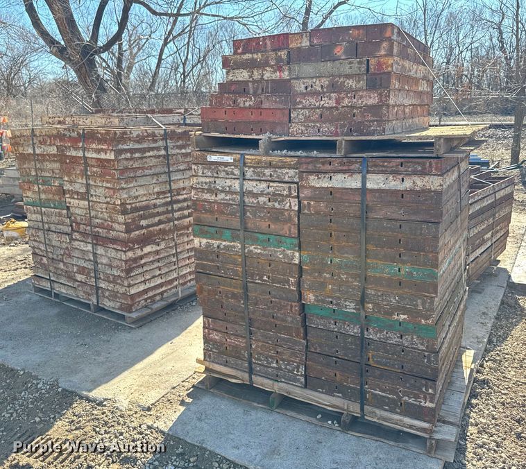 image for item NF9282 Concrete forms: