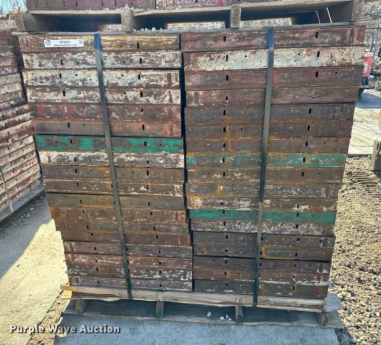 image for item NF9282 Concrete forms: