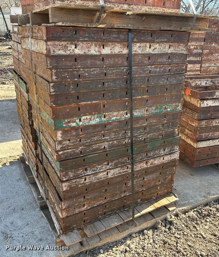 image for item NF9282 Concrete forms: