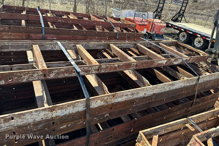 image for item NF9282 Concrete forms: