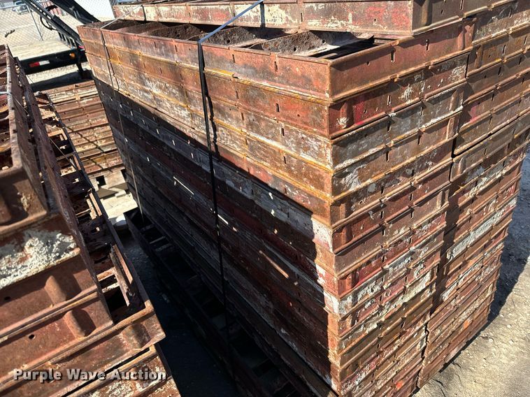 image for item NF9282 Concrete forms: