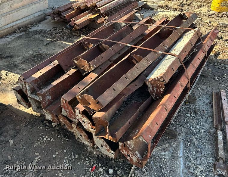 image for item NF9282 Concrete forms: