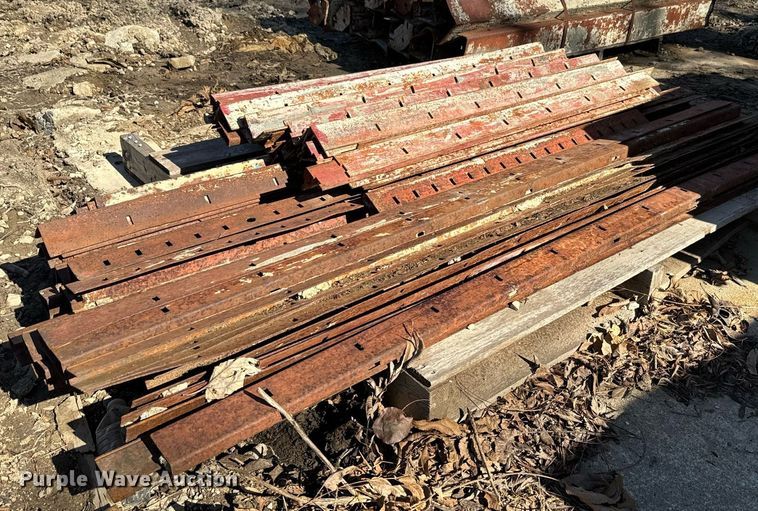 image for item NF9282 Concrete forms: