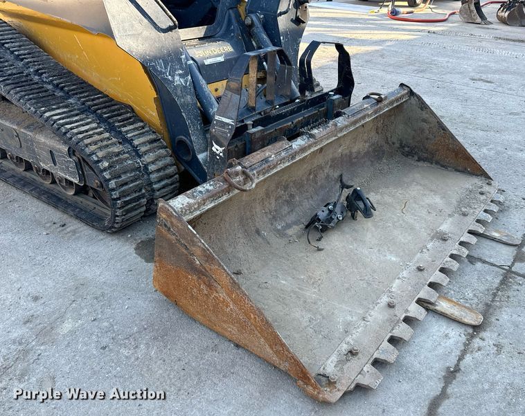 image for item NF9293 2019 John Deere 325G tracked skid steer loader