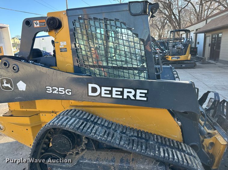image for item NF9293 2019 John Deere 325G tracked skid steer loader