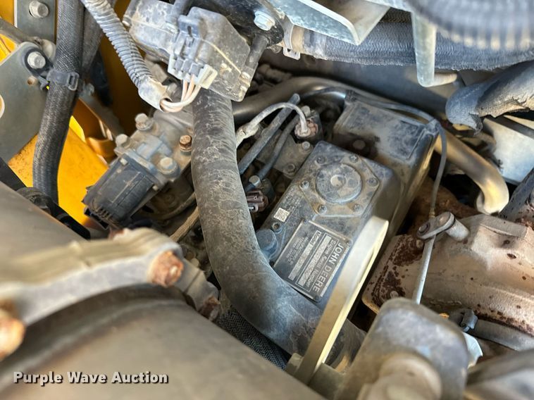 image for item NF9293 2019 John Deere 325G tracked skid steer loader