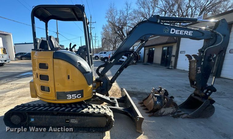 image for item NF9294 2020 John Deere  35G mini excavator