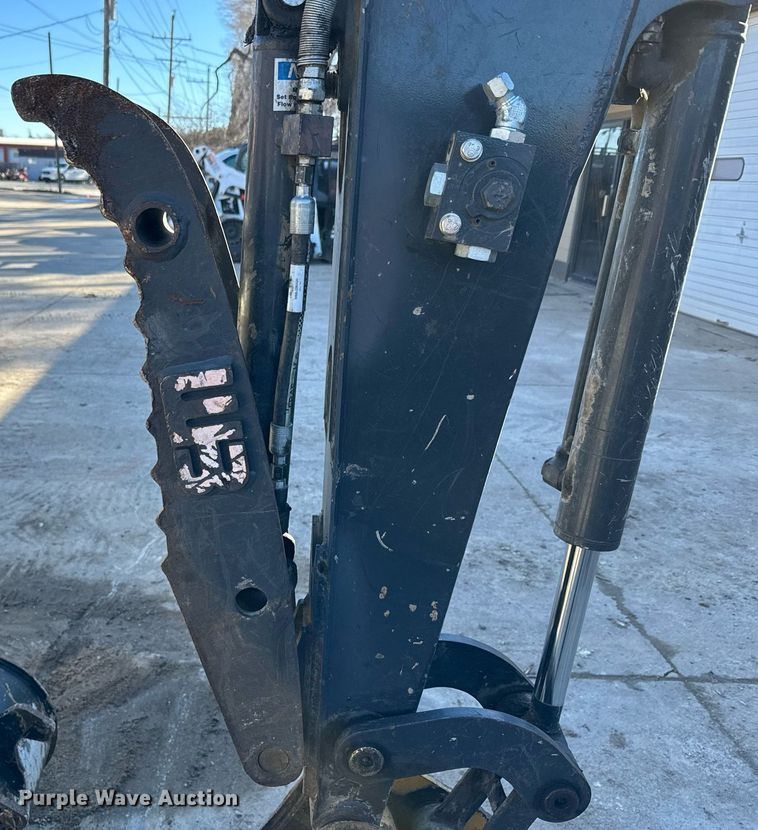 image for item NF9294 2020 John Deere  35G mini excavator