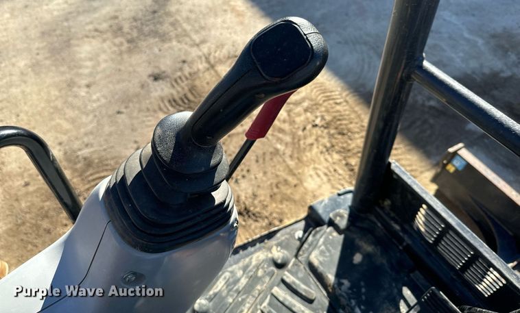 image for item NF9294 2020 John Deere  35G mini excavator