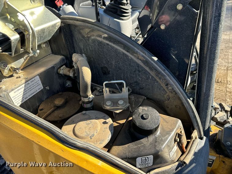 image for item NF9294 2020 John Deere  35G mini excavator