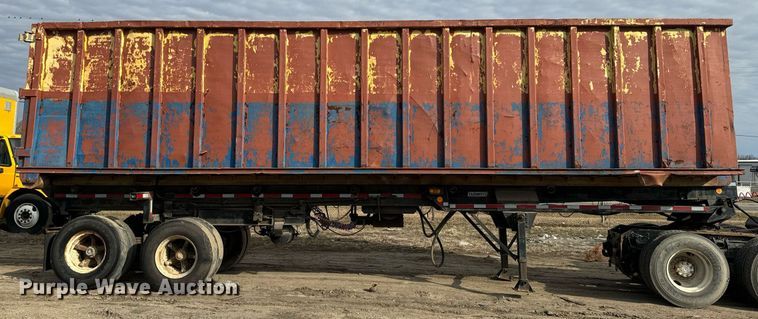 image for item NF9340 1993 Clement roll-off container trailer