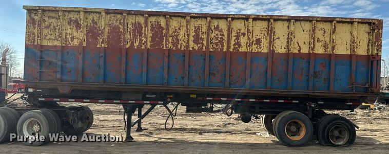 image for item NF9340 1993 Clement roll-off container trailer