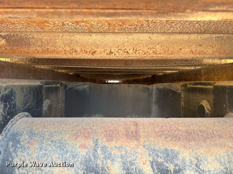 image for item NF9340 1993 Clement roll-off container trailer