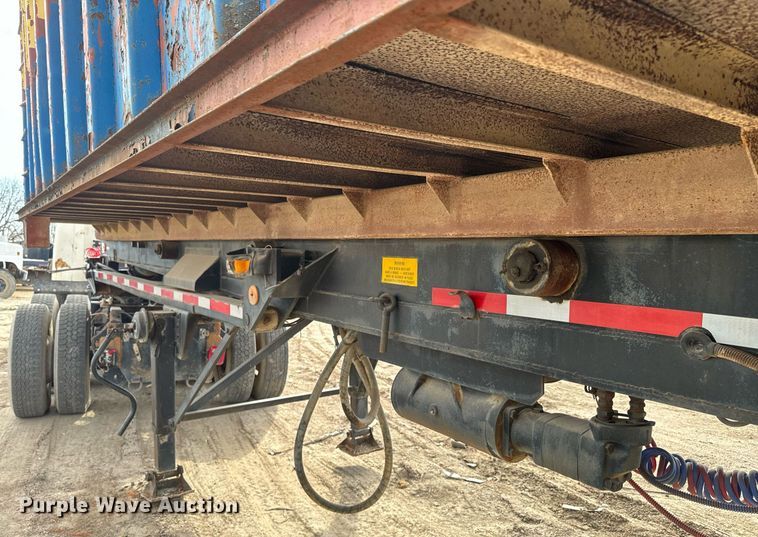 image for item NF9340 1993 Clement roll-off container trailer