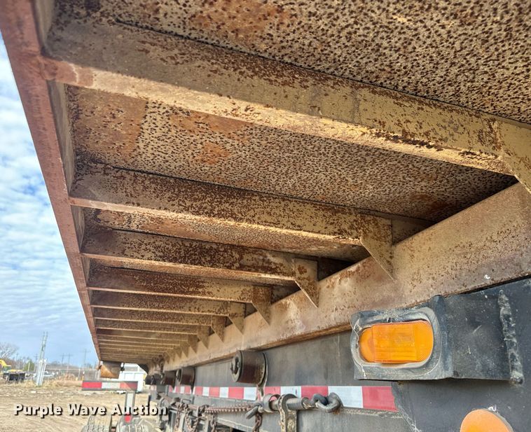 image for item NF9340 1993 Clement roll-off container trailer