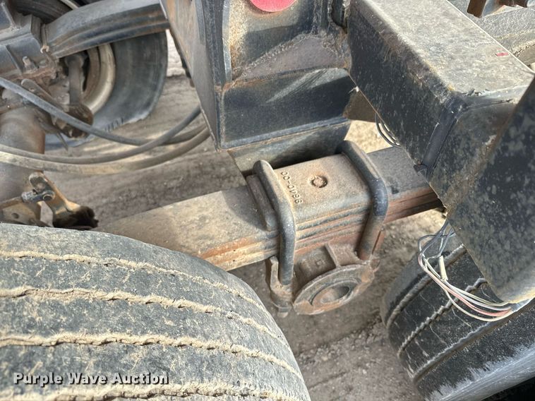 image for item NF9340 1993 Clement roll-off container trailer