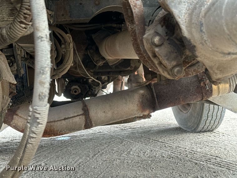 image for item NF9341 1995 Peterbilt  377 semi truck