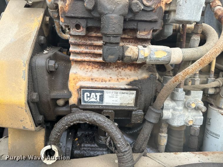 image for item NF9341 1995 Peterbilt  377 semi truck