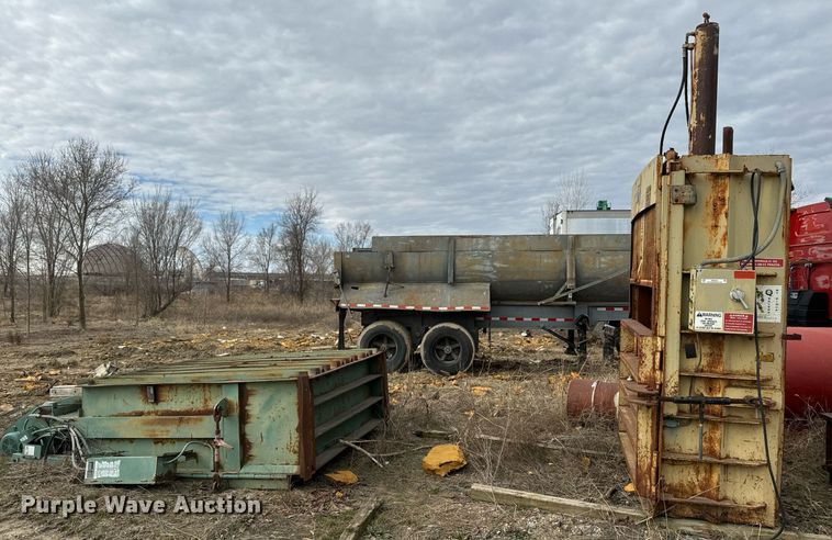 image for item NF9344 (2) cardboard balers