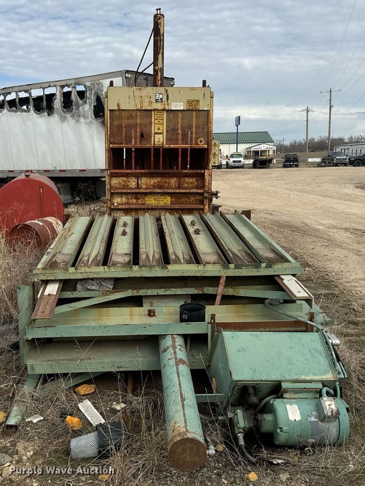 image for item NF9344 (2) cardboard balers