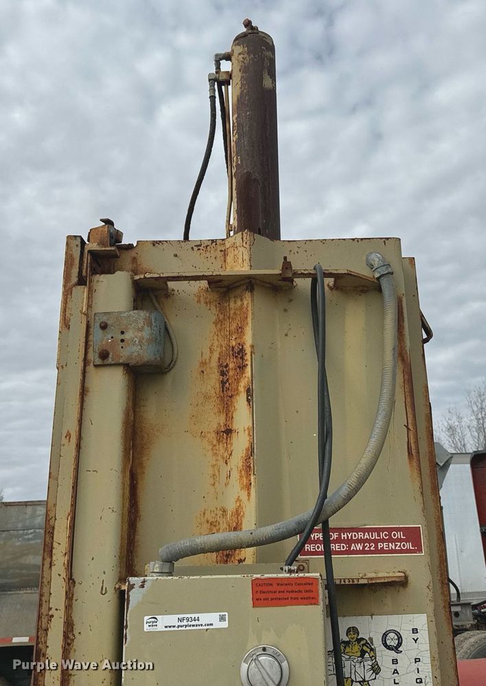 image for item NF9344 (2) cardboard balers