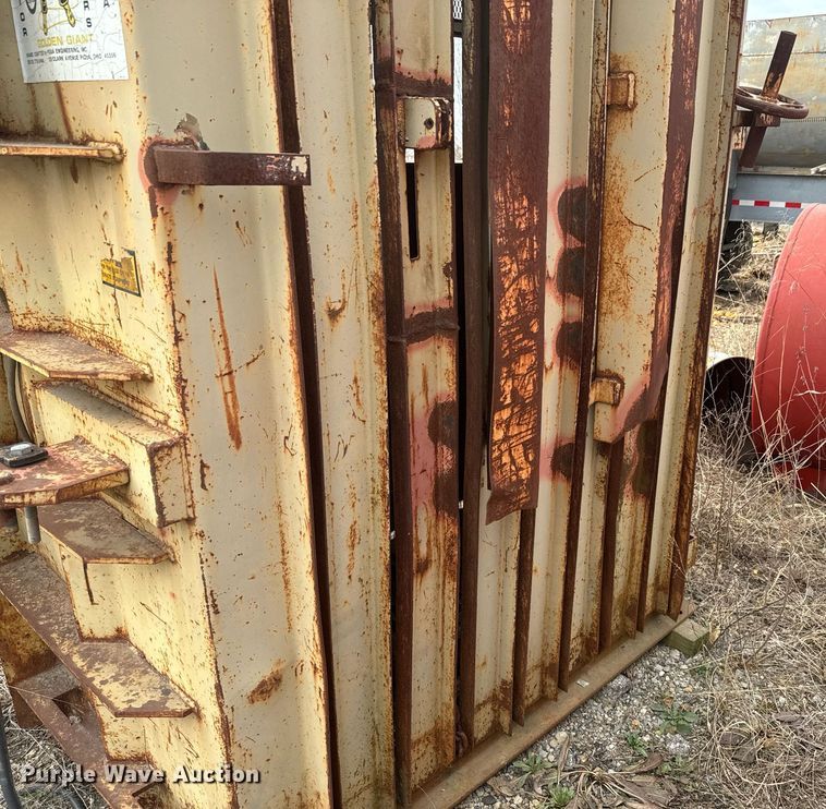 image for item NF9344 (2) cardboard balers