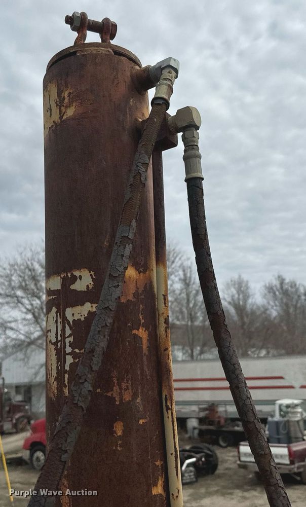 image for item NF9344 (2) cardboard balers