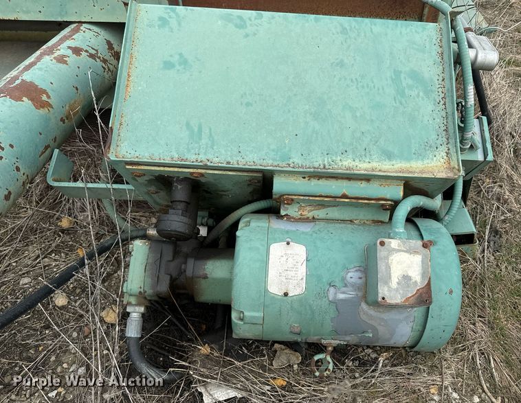 image for item NF9344 (2) cardboard balers