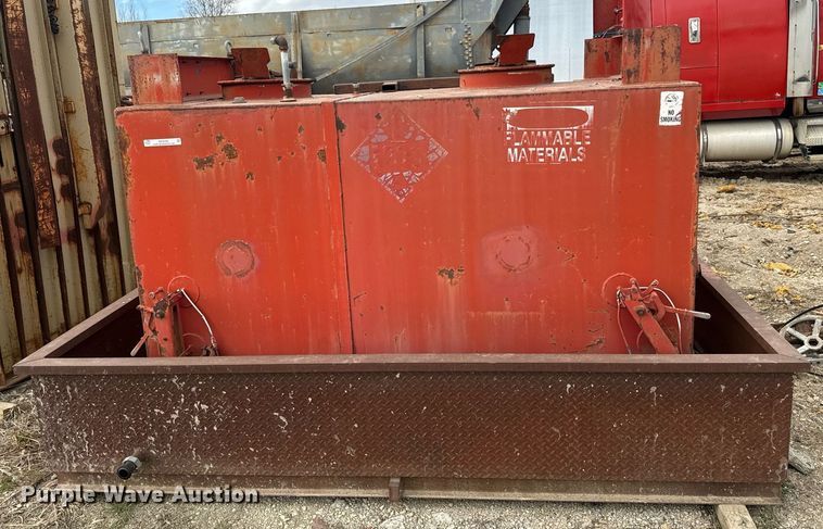 image for item NF9345 1992 Tri State fuel tank