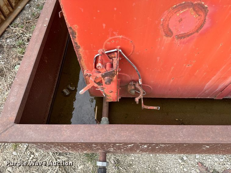 image for item NF9345 1992 Tri State fuel tank