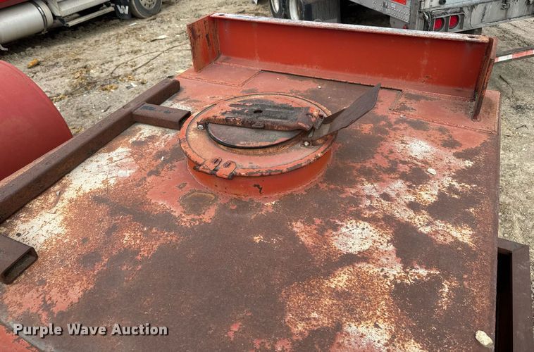 image for item NF9345 1992 Tri State fuel tank