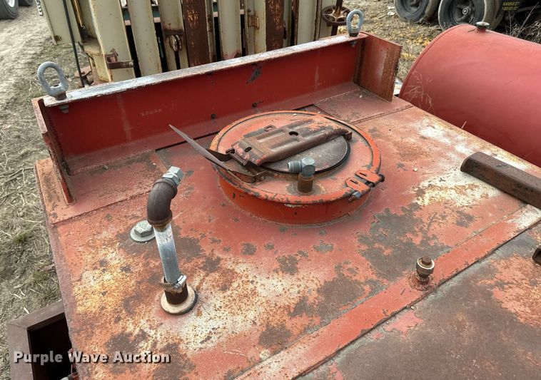 image for item NF9345 1992 Tri State fuel tank