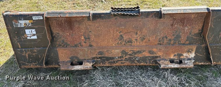 image for item NF9360 John Deere C72 skid steer bucket