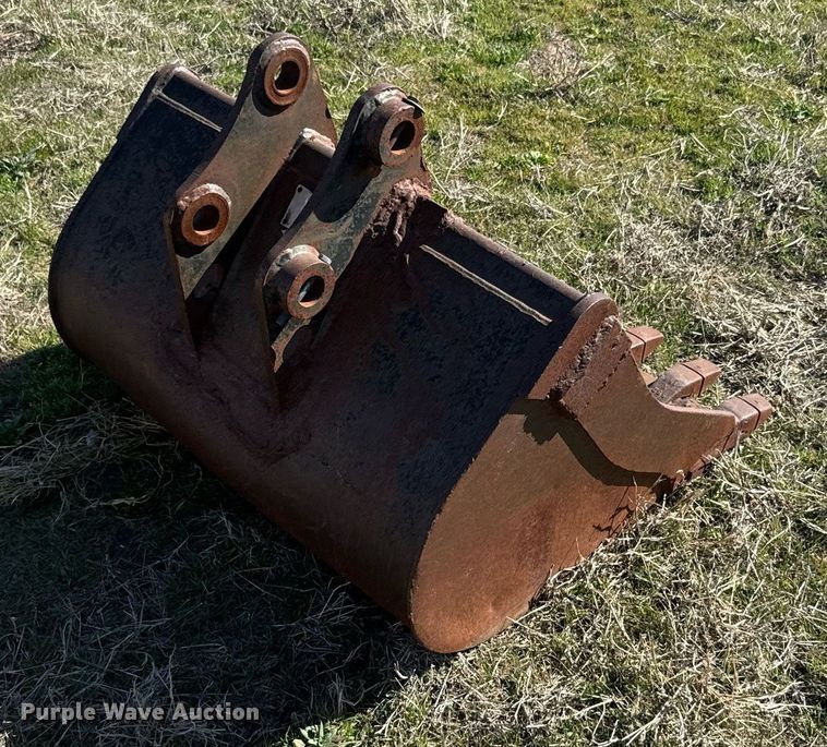 image for item NF9361 Excavator bucket