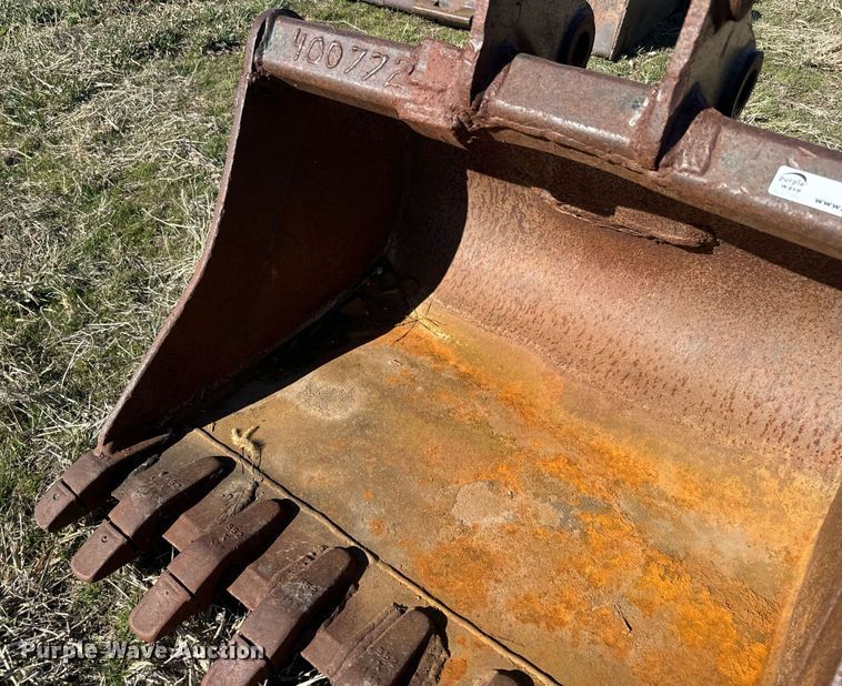 image for item NF9361 Excavator bucket