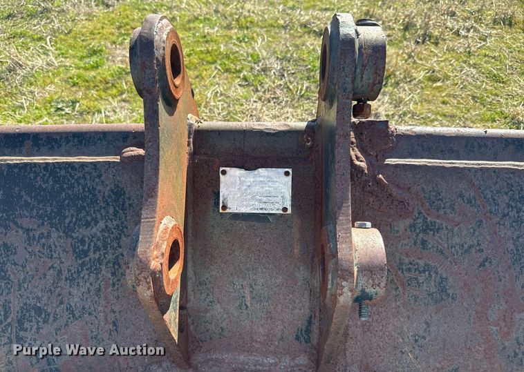 image for item NF9361 Excavator bucket
