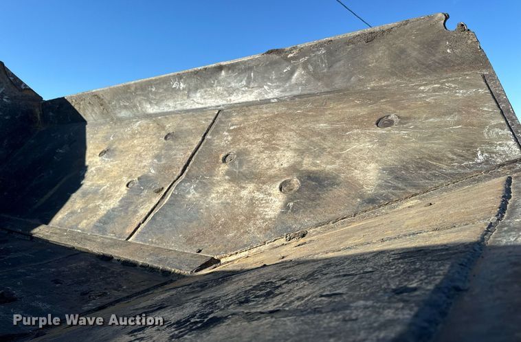 image for item NF9367 2014 John Deere 300D Series II haul truck