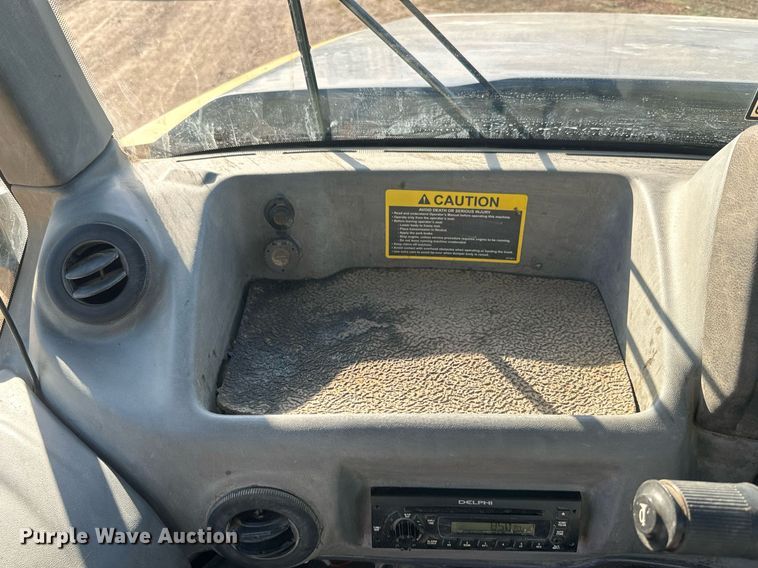 image for item NF9367 2014 John Deere 300D Series II haul truck