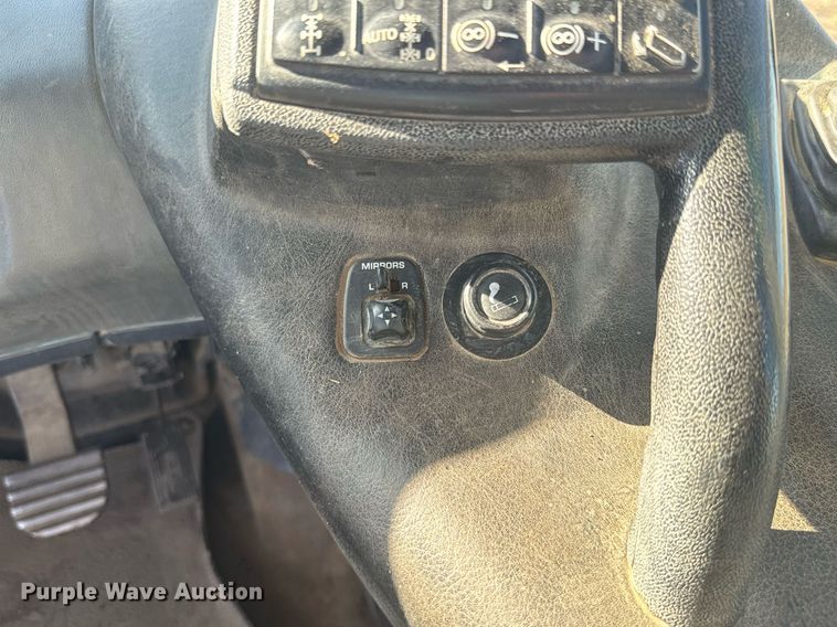 image for item NF9367 2014 John Deere 300D Series II haul truck