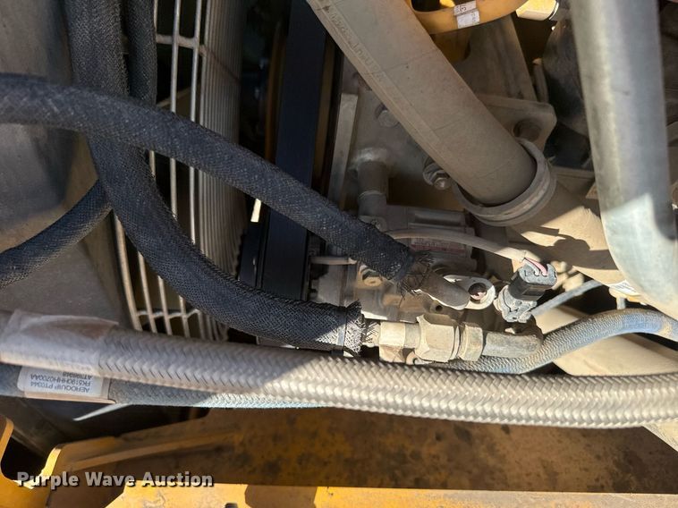 image for item NF9367 2014 John Deere 300D Series II haul truck